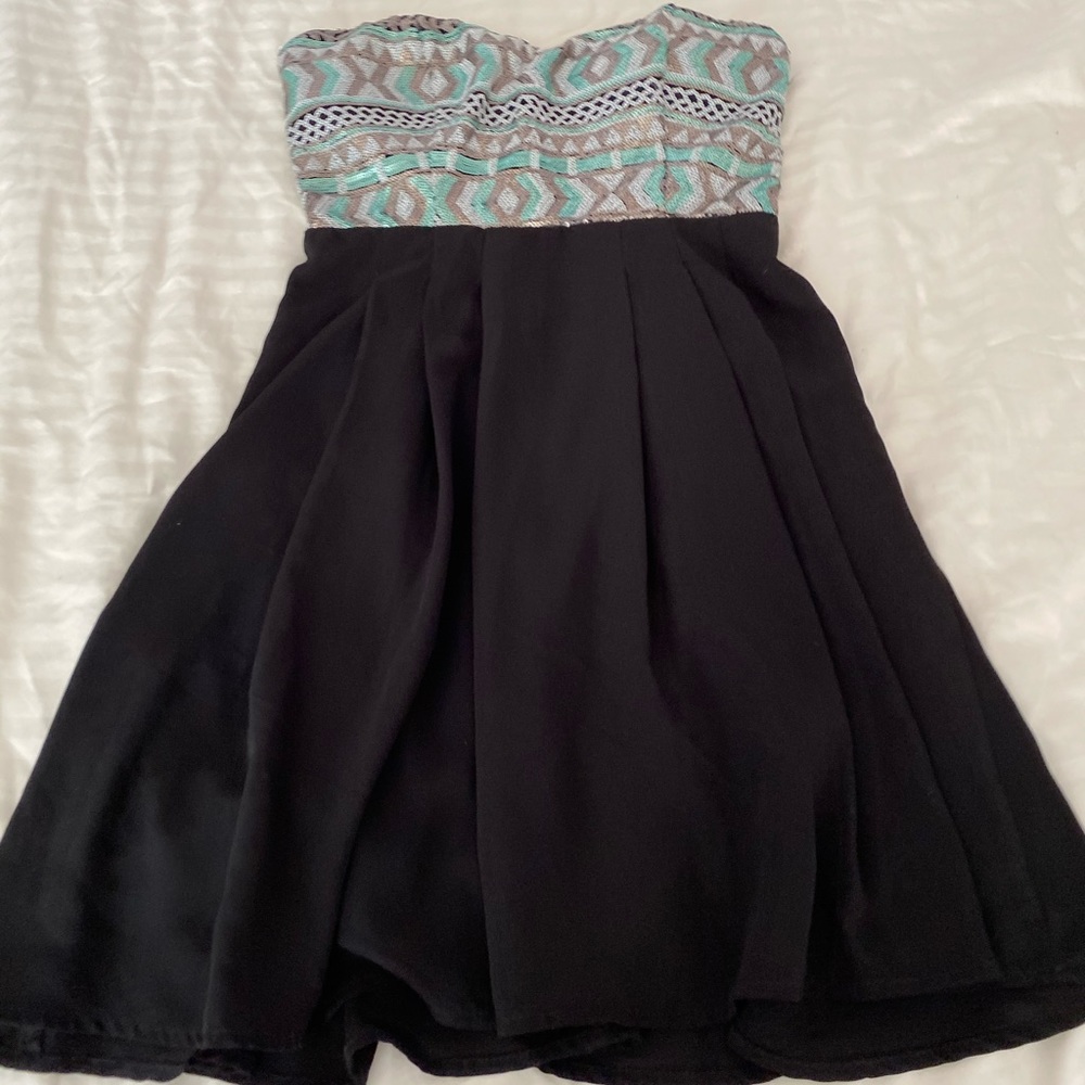 Strapless Black Dress with Sequin Top 🤩